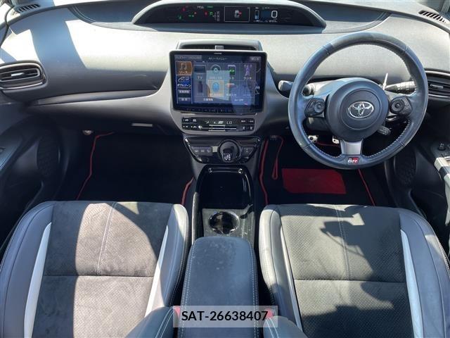 Toyota PRIUS PHV 2018 8692755-15