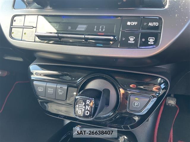 Toyota PRIUS PHV 2018 8692755-21