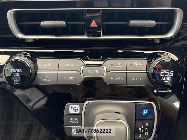 Toyota AQUA 2023 8705841-11