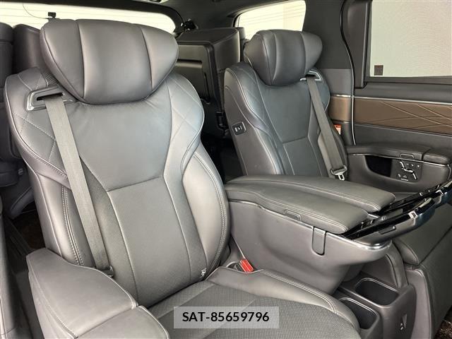 Toyota ALPHARD 2023 8716394-7