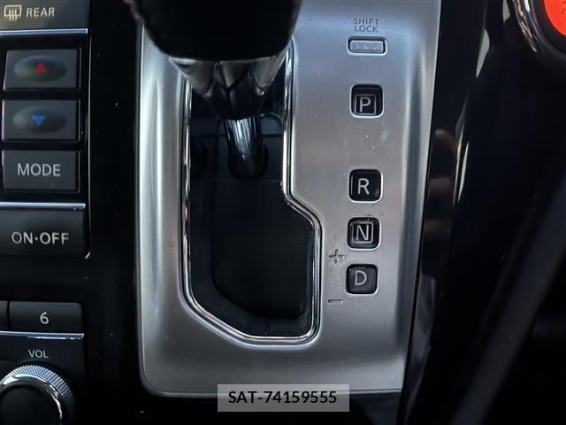 Nissan ELGRAND 2014 8709681-10