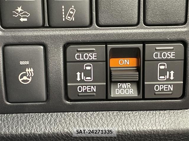 Toyota ESQUIRE 2020 8692655-22