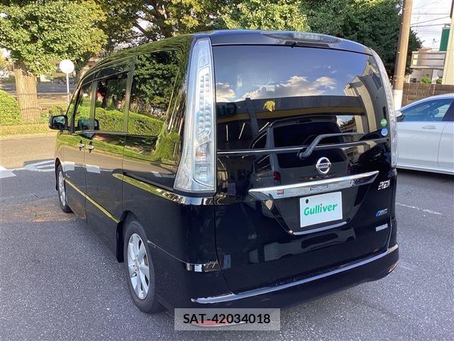 Nissan SERENA 2013 8928112-12