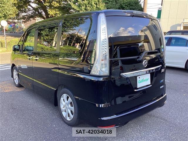 Nissan SERENA 2013 8928112-13