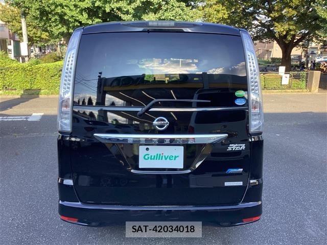 Nissan SERENA 2013 8928112-2