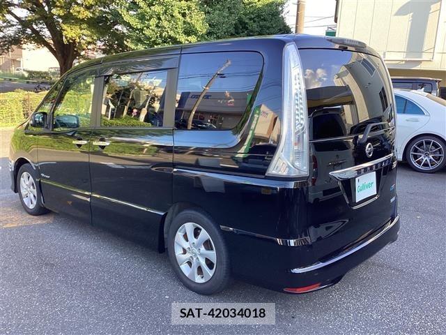 Nissan SERENA 2013 8928112-22