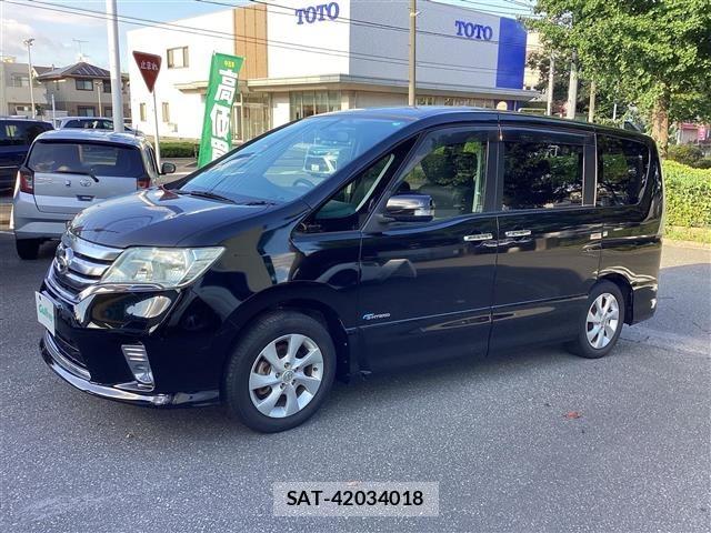 Nissan SERENA 2013 8928112-7