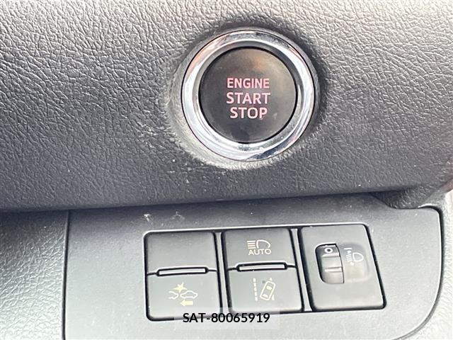 Toyota SIENTA 2017 8715981-17