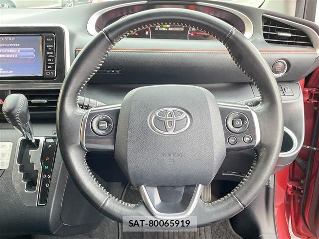 Toyota SIENTA 2017 8715981-7