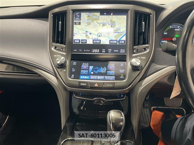 Toyota CROWN 2016 8734387-19