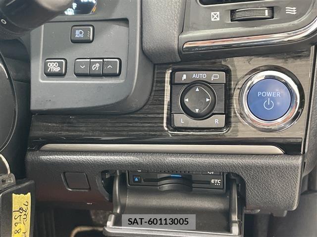 Toyota CROWN 2016 8734387-5