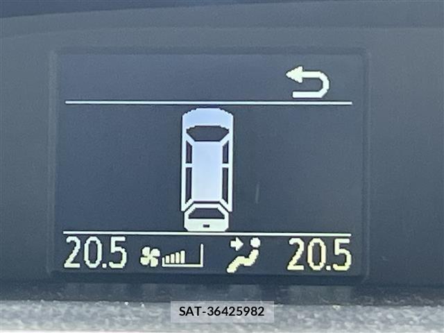 Toyota NOAH 2020 8706397-18