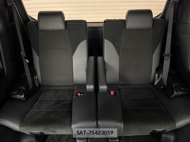 Toyota VELLFIRE 2021 8692817-11
