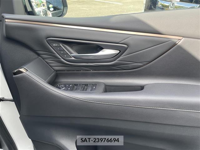 Toyota ALPHARD 2025 8716404-8