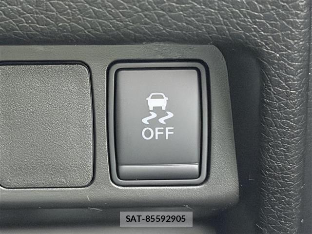 Nissan X-TRAIL 2016 8762792-19