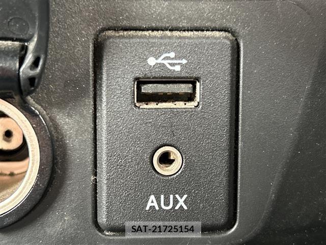 Nissan X-TRAIL 2015 8929901-3
