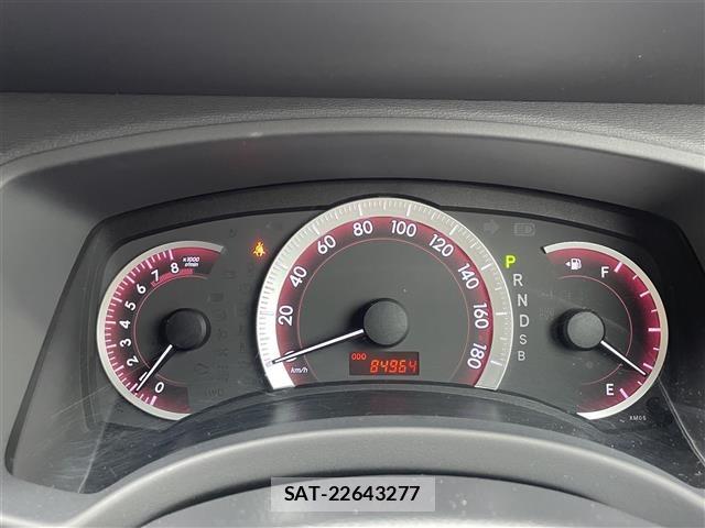 Toyota ISIS 2011 8707672-17