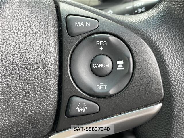 Honda FIT 2018 8703704-16