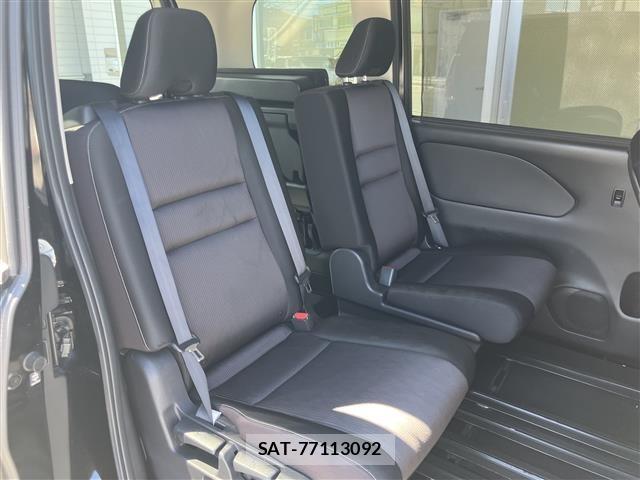 Nissan SERENA 2018 8672251-11