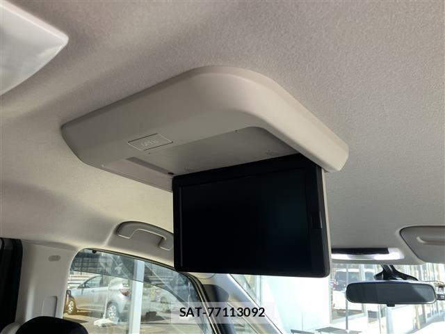Nissan SERENA 2018 8672251-2