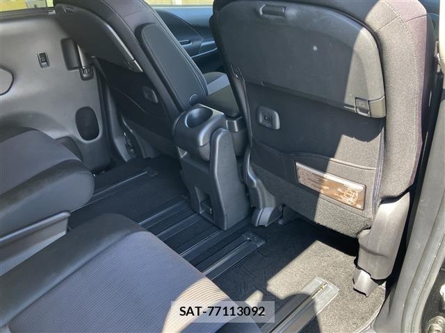 Nissan SERENA 2018 8672251-9
