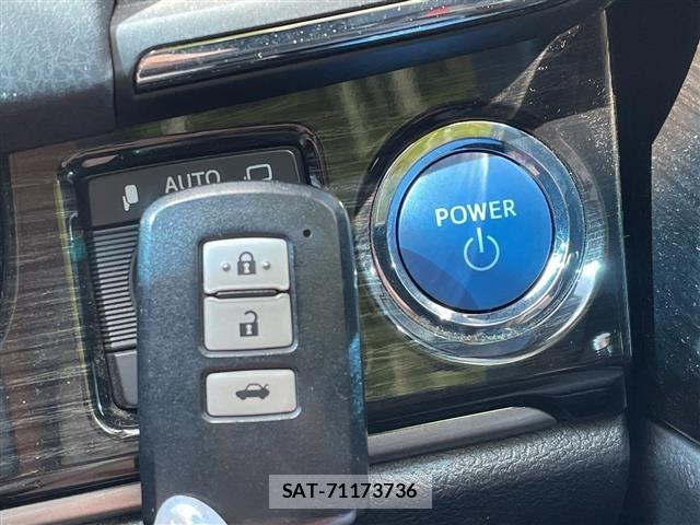 Toyota CROWN 2018 8734405-16