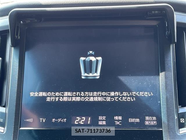 Toyota CROWN 2018 8734405-18