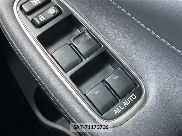 Toyota CROWN 2018 8734405-22