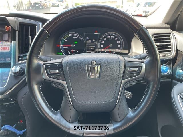 Toyota CROWN 2018 8734405-7