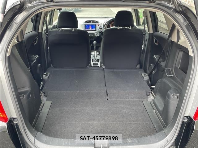 Honda FIT 2013 8703708-25