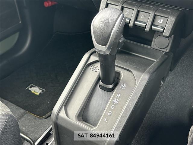 Suzuki JIMNY 2024 8932972-17