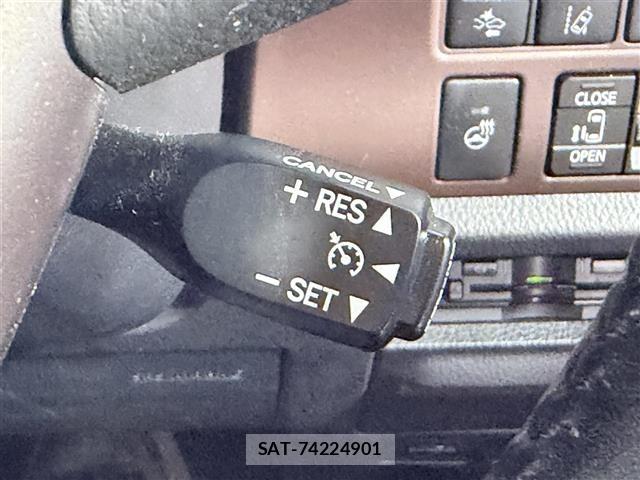 Toyota ESQUIRE 2018 8716769-16