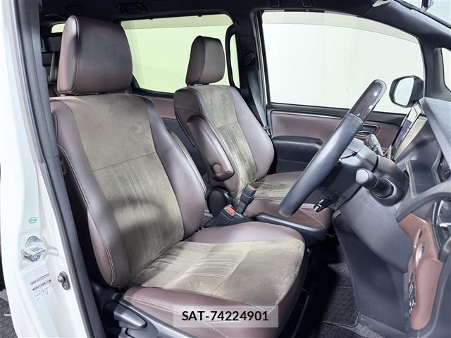 Toyota ESQUIRE 2018 8716769-22