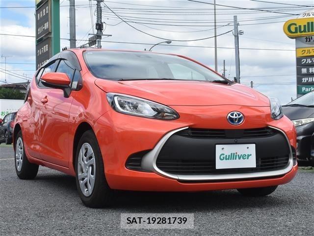 Toyota AQUA 2023 8949033-0