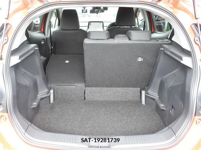 Toyota AQUA 2023 8949033-11