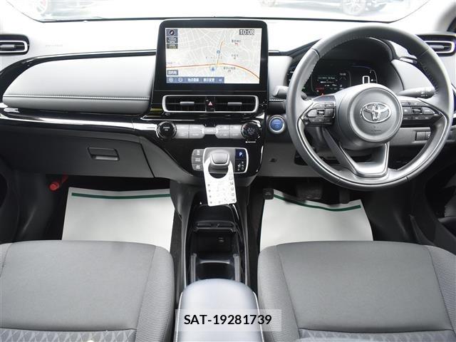 Toyota AQUA 2023 8949033-14