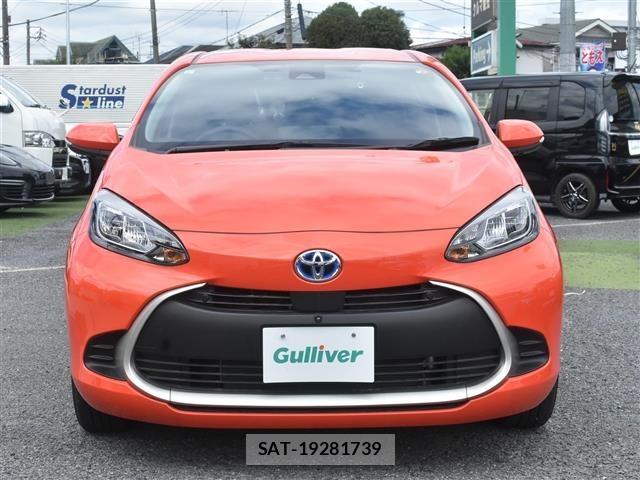 Toyota AQUA 2023 8949033-17