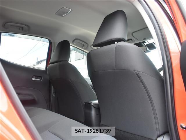 Toyota AQUA 2023 8949033-9