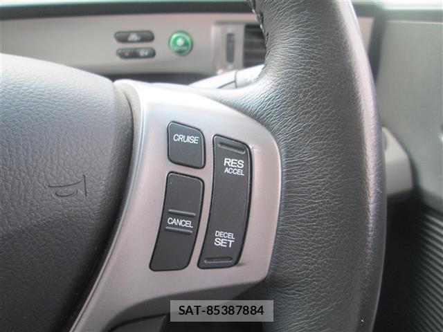 Honda FREED 2013 8952388-1