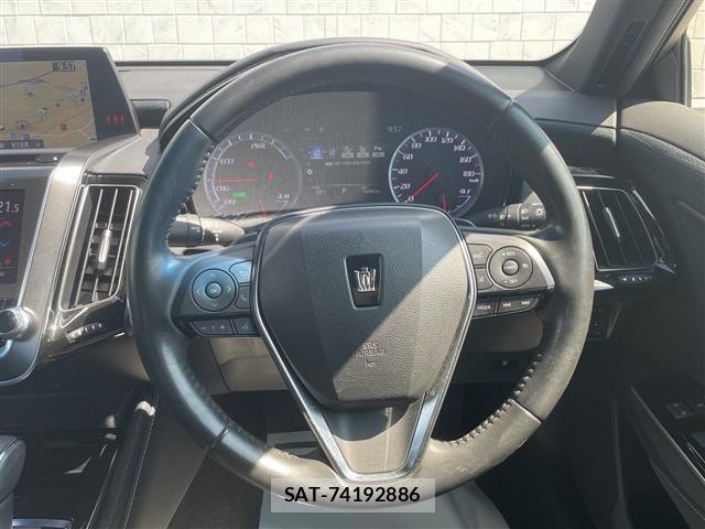 Toyota CROWN 2019 8734408-22