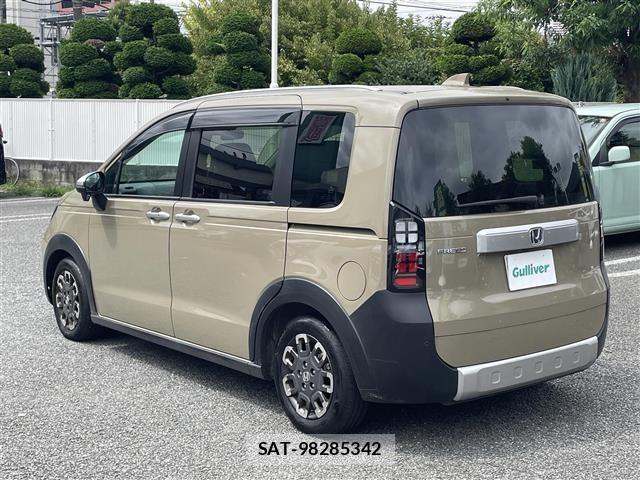 Honda FREED 2024 8716390-1