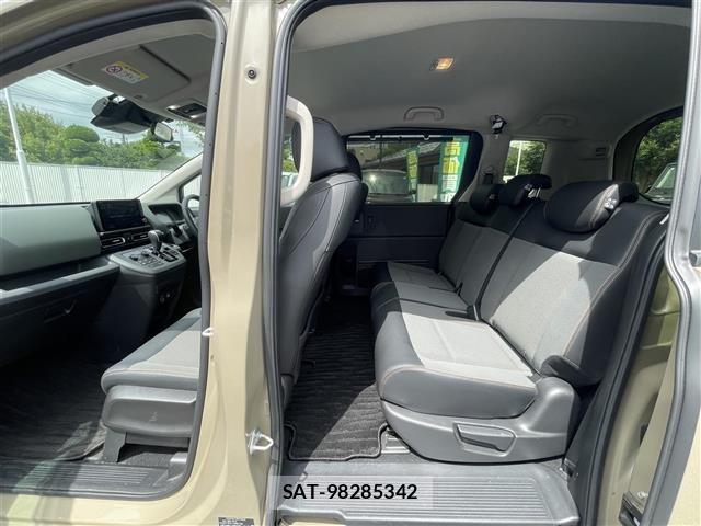 Honda FREED 2024 8716390-12