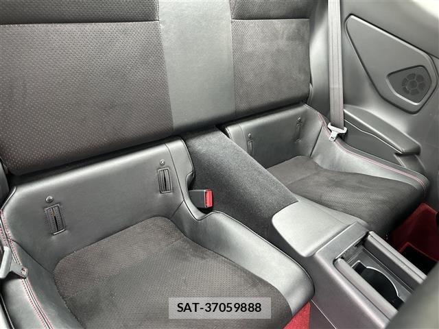 Toyota 86 2023 8892303-4