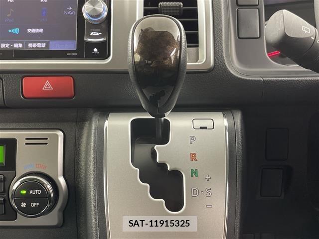 Toyota HIACE WAGON 2017 8701667-18