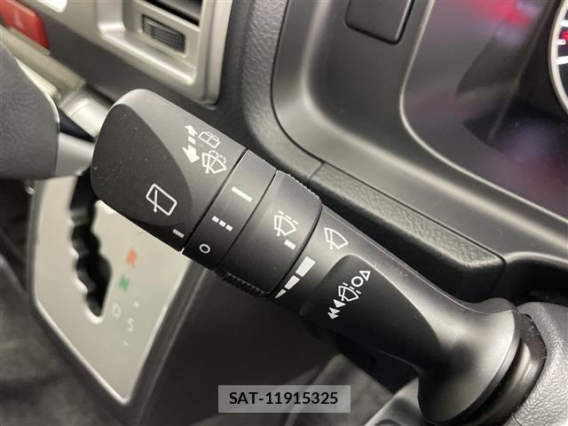 Toyota HIACE WAGON 2017 8701667-3