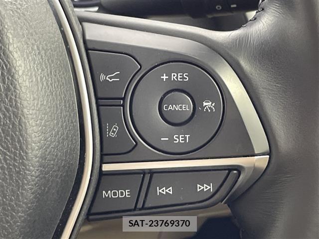 Toyota CAMRY 2017 8885523-11