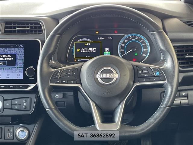 Nissan LEAF 2022 8675721-3