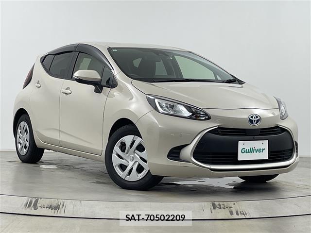 Toyota AQUA 2022 8705846-0