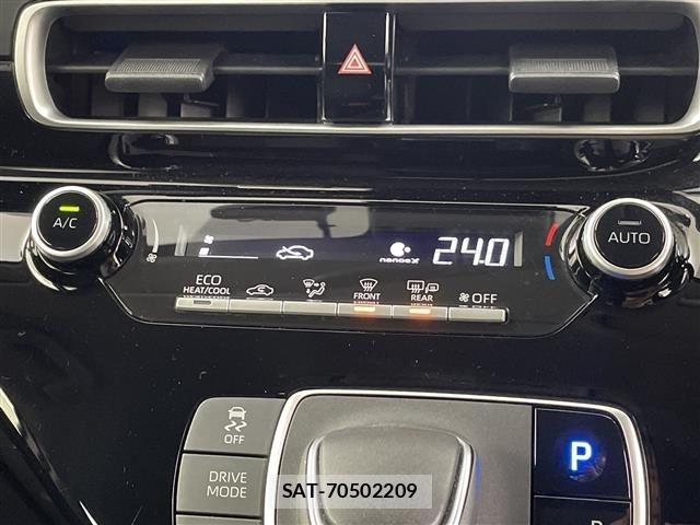 Toyota AQUA 2022 8705846-1