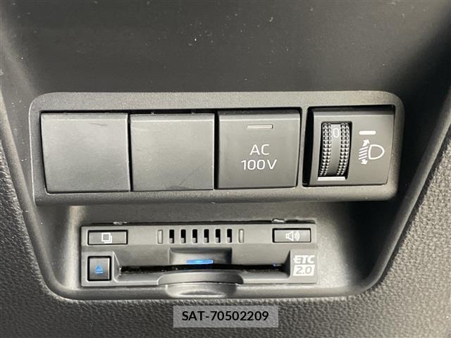Toyota AQUA 2022 8705846-22